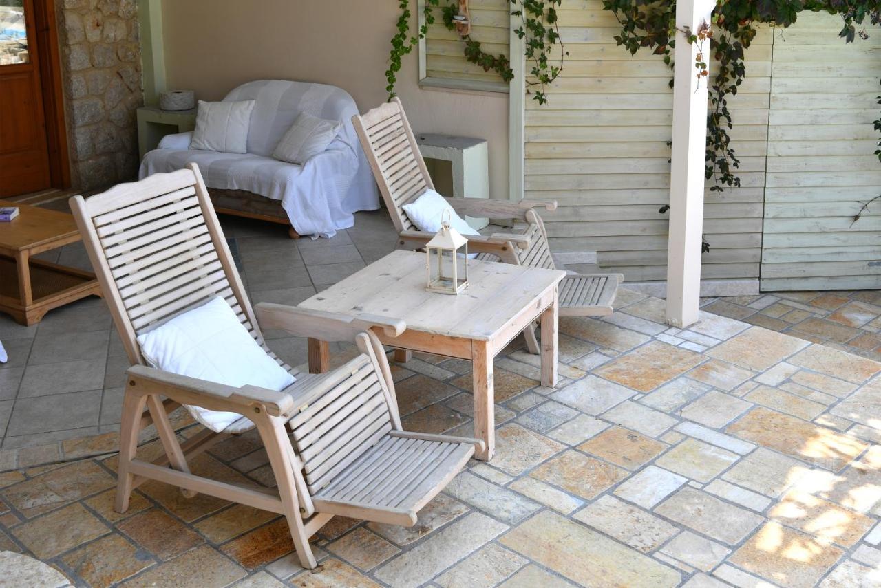 Villa Christianna Studios Agios Nikitas Exterior photo