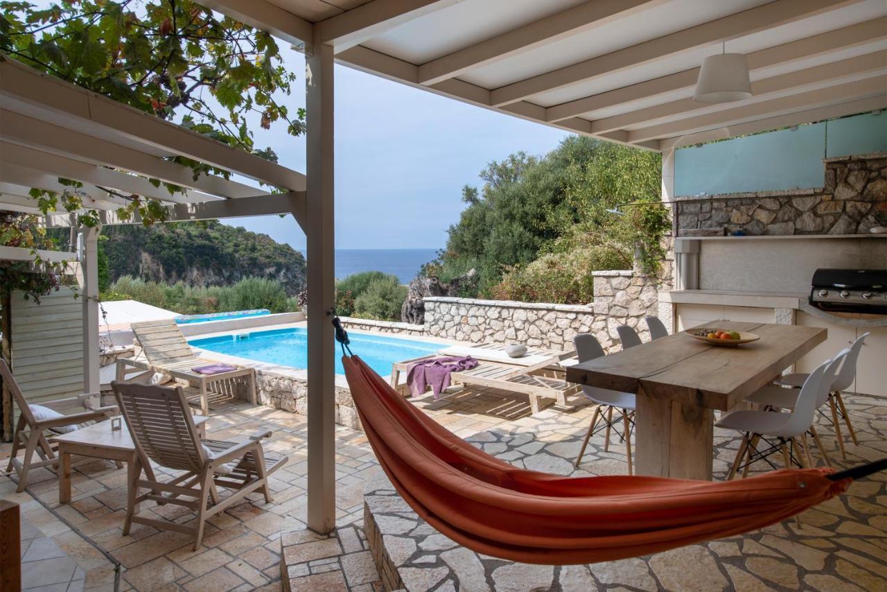 Villa Christianna Studios Agios Nikitas Exterior photo