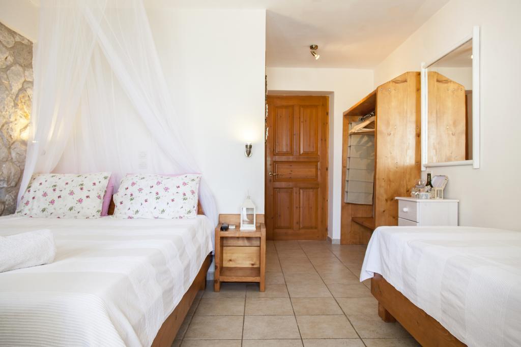 Villa Christianna Studios Agios Nikitas Exterior photo
